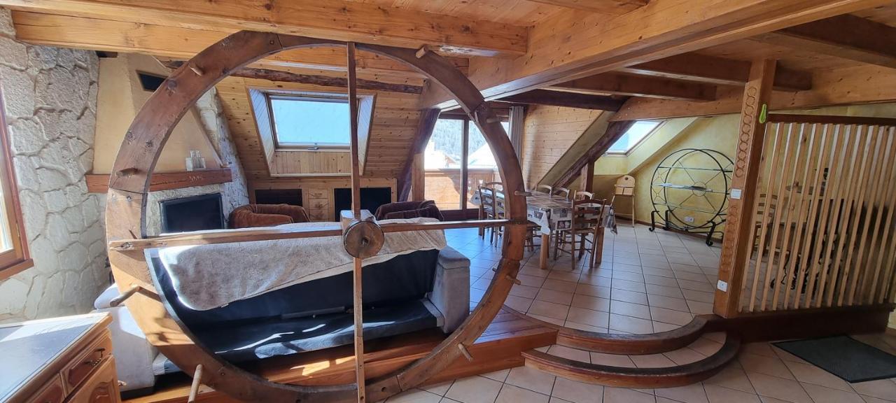 Lou Francese Apartment Ceillac Bagian luar foto