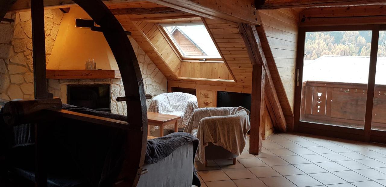 Lou Francese Apartment Ceillac Bagian luar foto